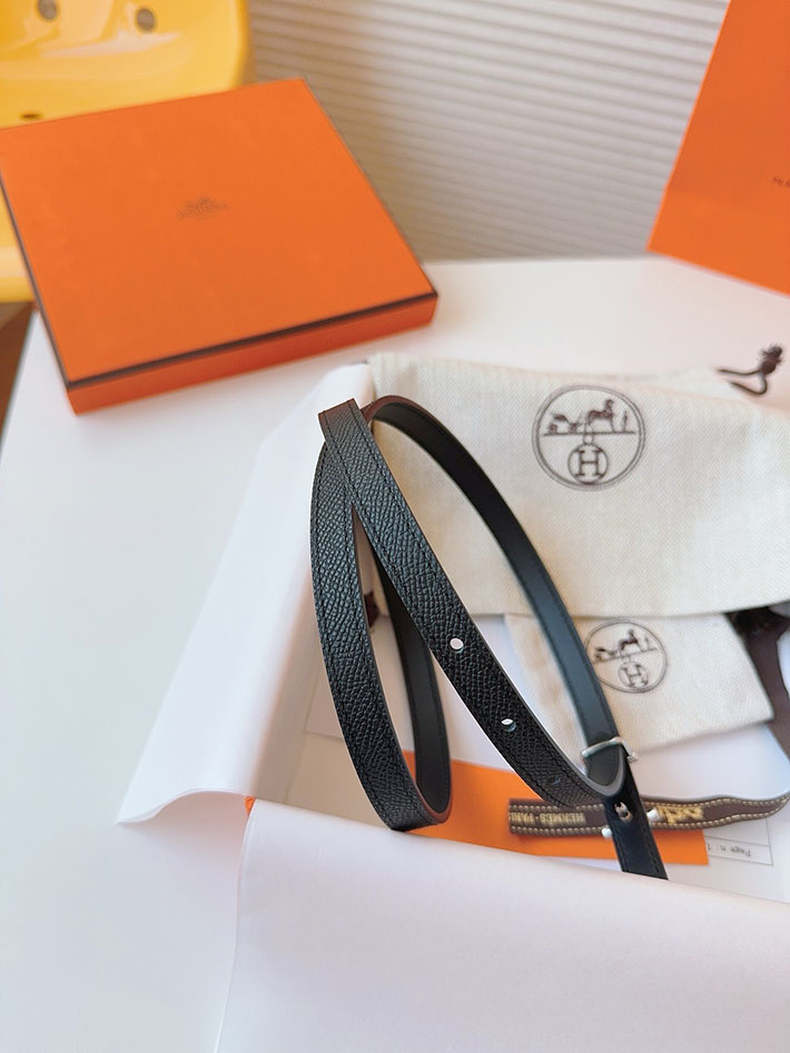高品質エルメス レザーベルト HERMES ルリ リバーシブルレザーベルト 13mm RG ヴォーエプソン/スイフト 2702086 エルメス ベルト 新作 - 画像 (2)