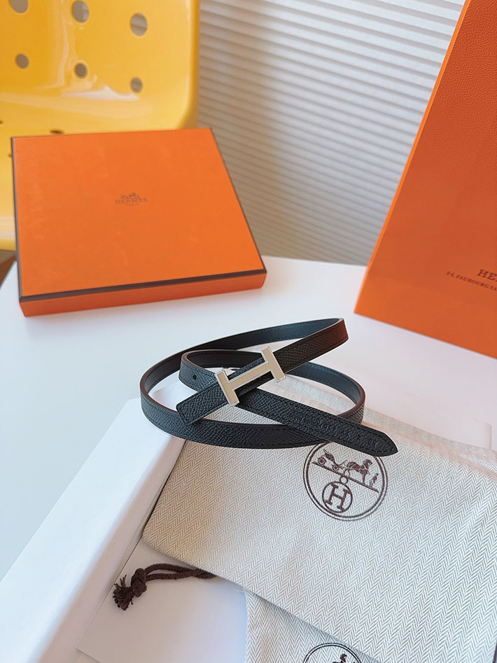 高品質エルメス レザーベルト HERMES ルリ リバーシブルレザーベルト 13mm RG ヴォーエプソン/スイフト 2702092 エルメス ベルト レディース 値段 - 画像 (4)