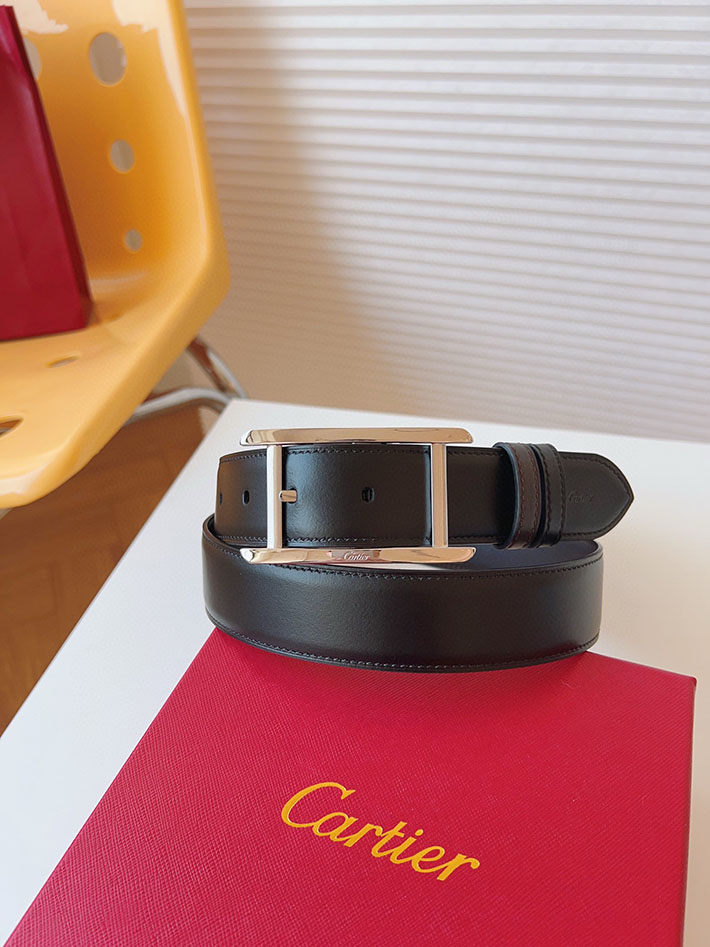 カルティエ レザーベルト 店舗 CARTIER メンズ 35mm リバーシブルレザーベルト タンクベルト ロゴバックル 2702106 カルティエ ベルト 評判 - 画像 (4)