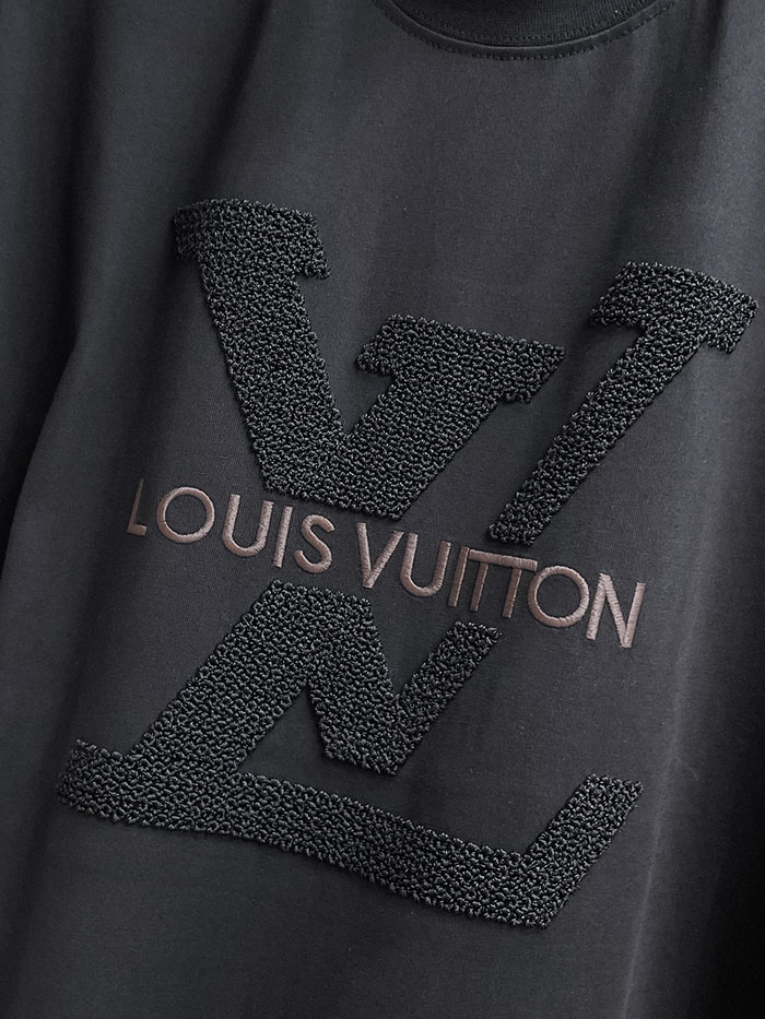 ルイヴィトン服コピー 人気店 Louis Vuitton 2026年春夏 最新半袖クルーネックTシャツ ― ハイエンドなカスタムデザイン JP4649(1094)ルイヴィトンTシャツ 白 - 画像 (3)