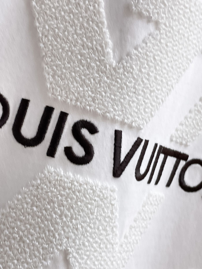 ルイヴィトン服コピー 人気店 Louis Vuitton 2026年春夏 最新半袖クルーネックTシャツ ― ハイエンドなカスタムデザイン JP4649(1094)ルイヴィトンTシャツ 白 - 画像 (12)