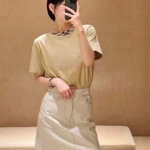 バーバリー Tシャツ レディース 公式