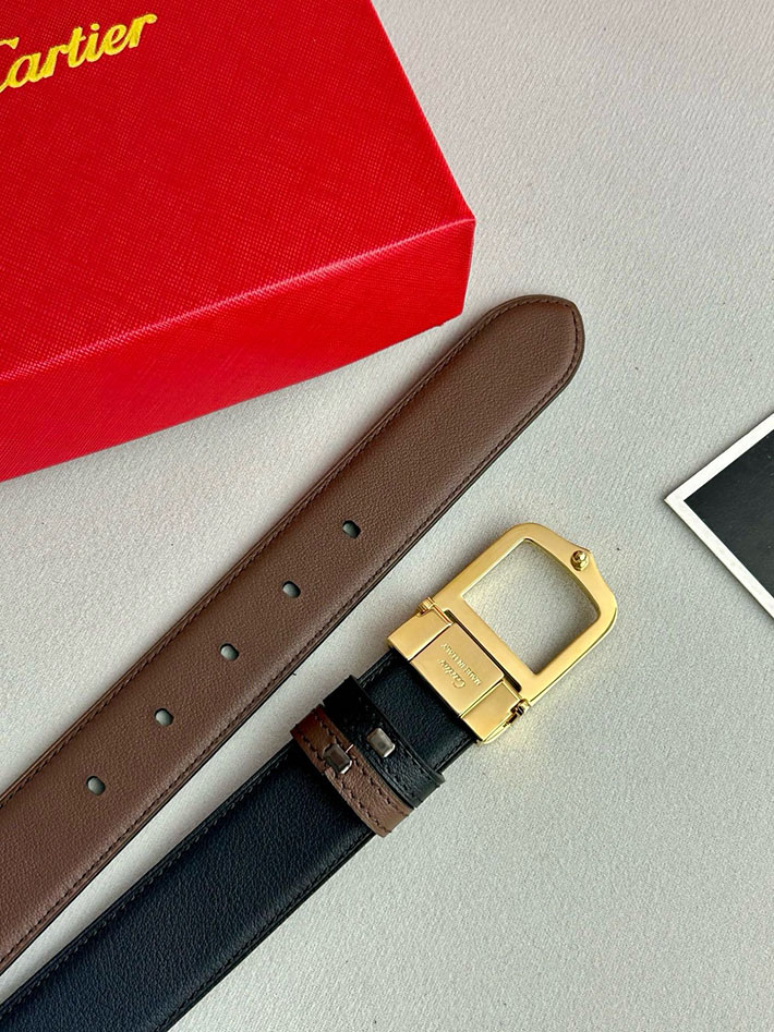 カルティエ レザーベルト 店舗 CARTIER 35mm サントス・ドゥ・カルティエ リバーシブル ベルト バックル 2702113 カルティエ ベルト 評判 - 画像 (7)