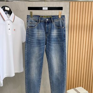 バーバリー デニムパンツ メンズ