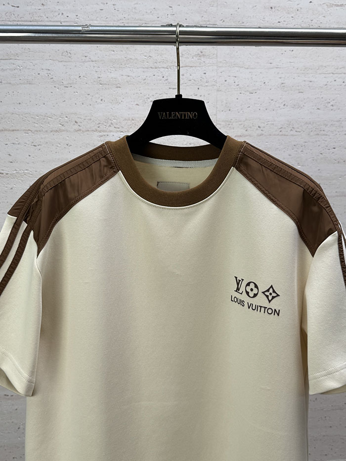 ルイヴィトン服コピー 人気店 Louis Vuitton 26SS メンズ カジュアル 半袖Tシャツ&ショートパンツ セット JP4649(1131) ルイヴィトン Tシャツ 短パン セットアップ - 画像 (13)