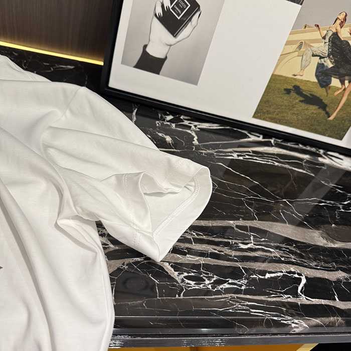 ルイヴィトン服コピー 人気店 Louis Vuitton 26SS 春夏新作 クルーネック・半袖 カジュアル・ピュアコットンTシャツ JP4649(1132) ルイヴィトン Tシャツ 白 - 画像 (4)
