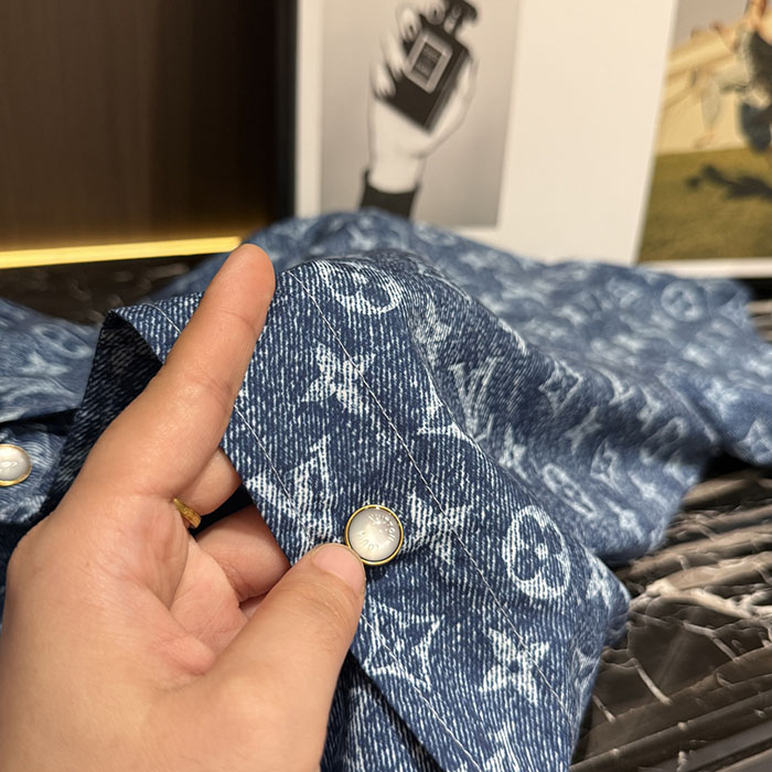 ルイヴィトン服コピー 人気店 Louis Vuitton メンズ カジュアル 半袖襟付きシャツ&ショートパンツセット(26SS新作) JP4649(1138) メンズ シャツ 短パン セットアップ - 画像 (14)