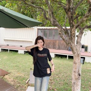 バーバリー Tシャツ ロゴ レディース