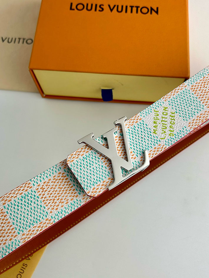 ルイヴィトン アウトレット店舗 LV ベルト・LV イニシャル ダモフラージュ 40MM リバーシブル 2702131 ヴィトン ベルト メンズ コーデ - 画像 (5)