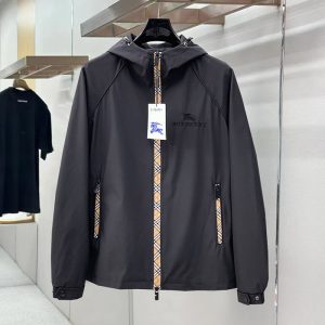 バーバリー ジャケット コーデ