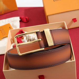 ルイヴィトン ベルト 値段