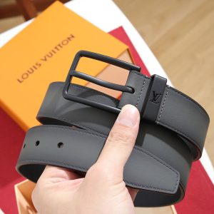 ヴィトン ベルト メンズ バックル