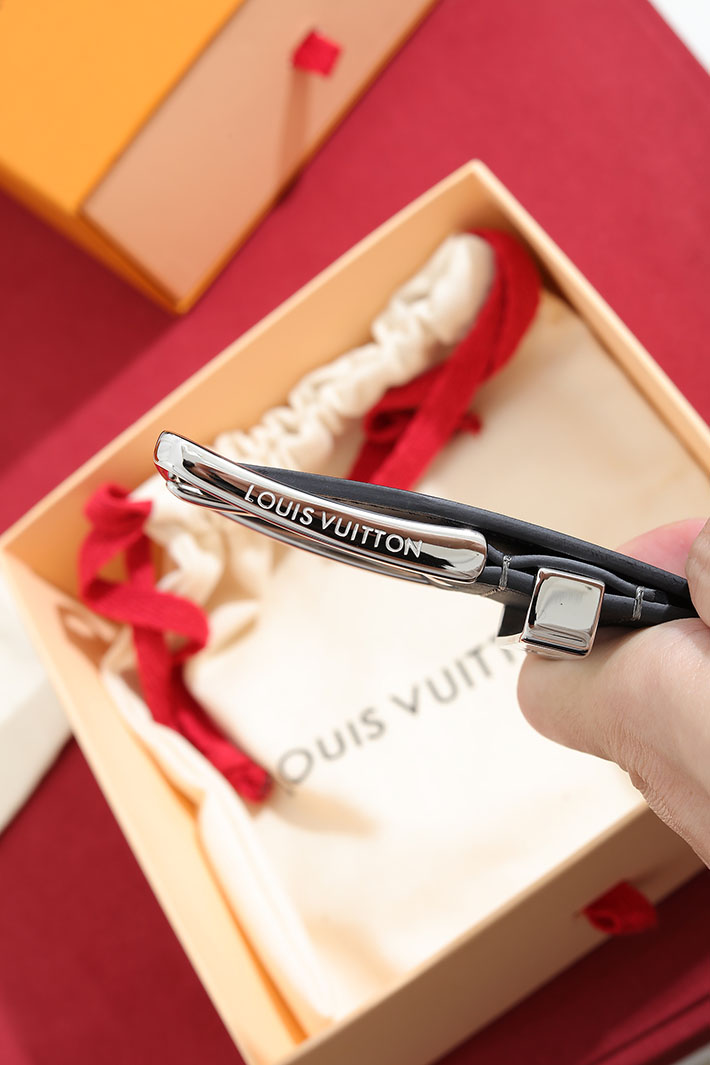 ルイヴィトン アウトレット店舗 LV サンチュール・ポンヌフ メンズ ベルト グレーレザーベルト 2702151 ルイヴィトン ベルト アウトレット - 画像 (4)