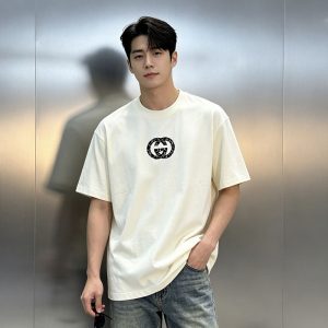 グッチ tシャツ ロゴ