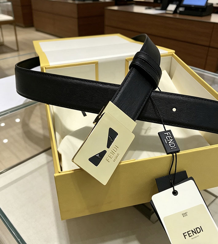 フェンディ アウトレット店舗 FENDI メンズ 35mm モンスターアイモチーフバックル レザーベルト 2702222 フェンディ ベルト リバーシブル - 画像 (7)