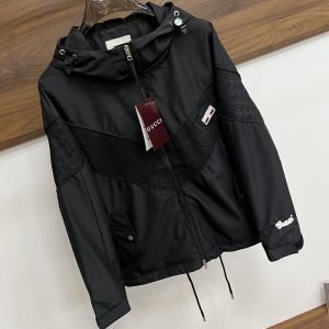 グッチ ジャケット 黒 メンズ