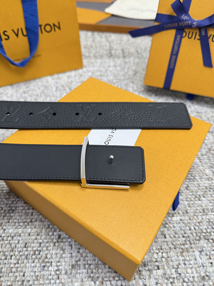 ルイヴィトン アウトレット店舗 LV ベルト サンチュール イニシャル 40MM リバーシブル ロゴ モノグラム 2702234 ルイヴィトン ベルト 公式 - 画像 (4)