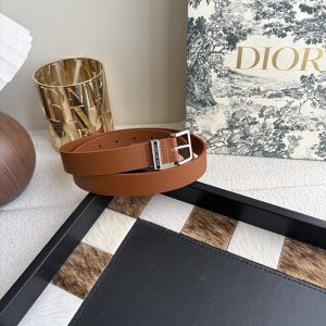 Dior ベルト リバーシブル