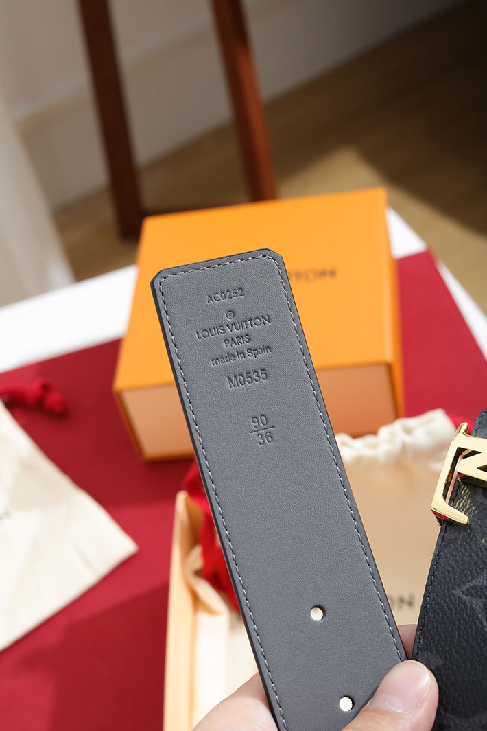 ルイヴィトン アウトレット店舗 LV ベルト・LV イニシャル 40MM リバーシブル メンズ 2702304 ルイヴィトン ベルト アウトレット - 画像 (2)