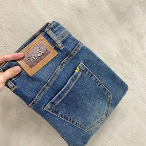 フェンディ ジーンズ アウトレット