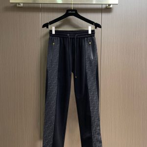 フェンディ カジュアルパンツ