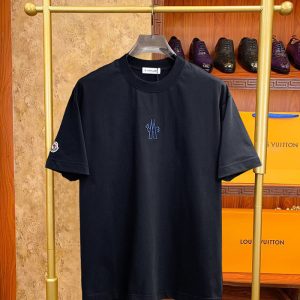 バレンシアガ tシャツ 黒