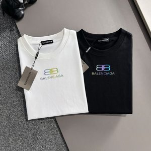 バレンシアガ tシャツ 白