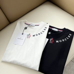 モンクレール &Tシャツ 公式