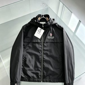 モンクレール ナイロンジャケット メンズ