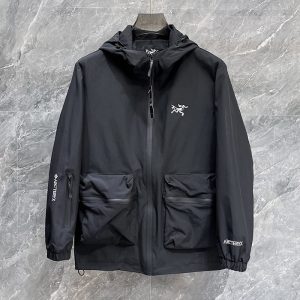アークテリクス ジャケット 人気