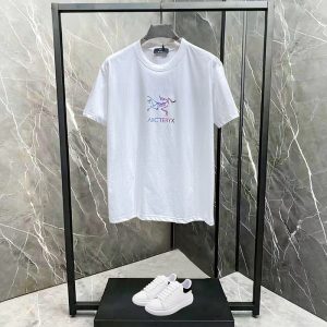 アークテリクス 半袖Tシャツ 白