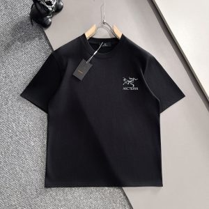アークテリクス Tシャツ アウトレット