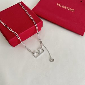ヴァレンティノ ネックレス シルバー