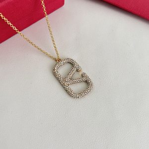 ヴァレンティノ ネックレス キラキラ