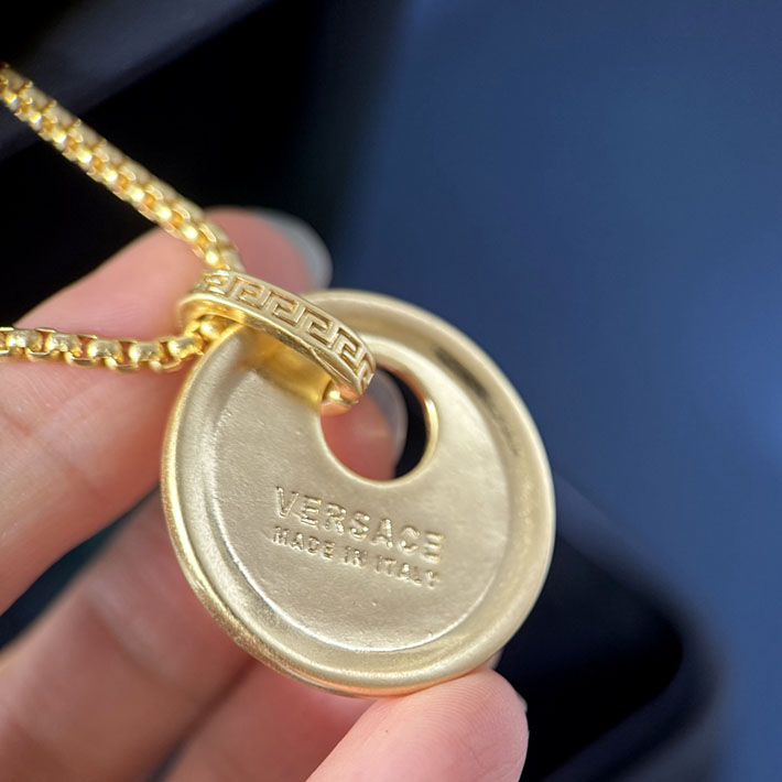 ヴェルサーチ アウトレット店舗 VERSACE ヴェルサーチ ネックレス ベルサーチ メドゥーサ ロゴ ゴールド 2701742 ヴェルサーチ ネックレス アウトレット - 画像 (5)