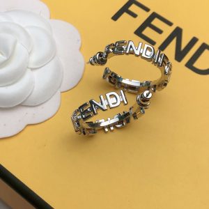 フェンディ ピアス シルバー