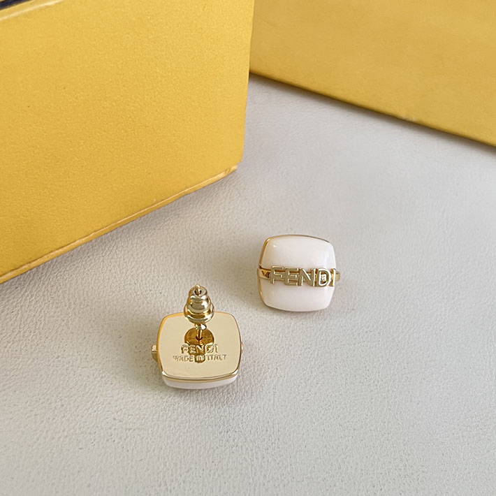 フェンディ アウトレット店舗 FENDI 安い フェンディグラフィ ピアス ゴールド ホワイト メタル 2701764 フェンディ ピアス アウトレット - 画像 (5)