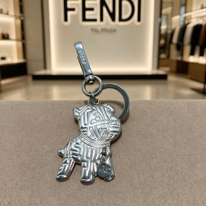 フェンディ キーホルダー メンズ