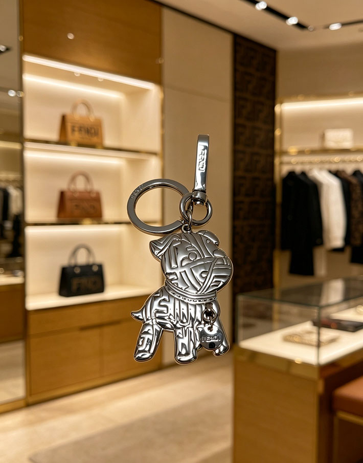フェンディ アウトレット店舗 FENDI 安い Ito キーホルダー パラジウム仕上げメタル キーホルダー 7AP105AW21F0TH0 フェンディ キーホルダー メンズ - 画像 (6)