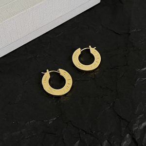 セリーヌ フープピアス