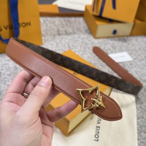 ルイヴィトン ベルト 値段