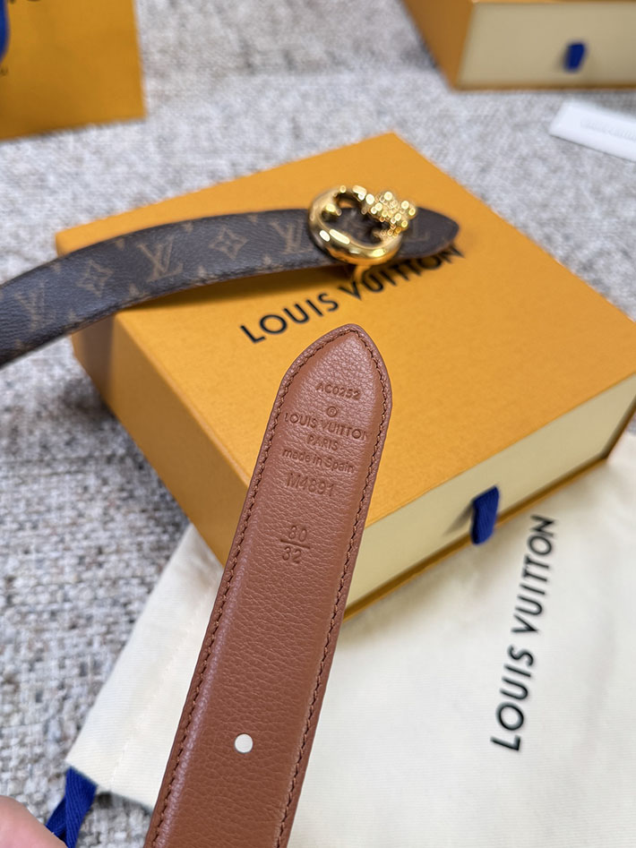 ルイヴィトン アウトレット店舗 LOUIS VUITTON ベルト・フラワーグラム 30MM リバーシブル 2701906 ルイヴィトン ベルト 公式 - 画像 (6)