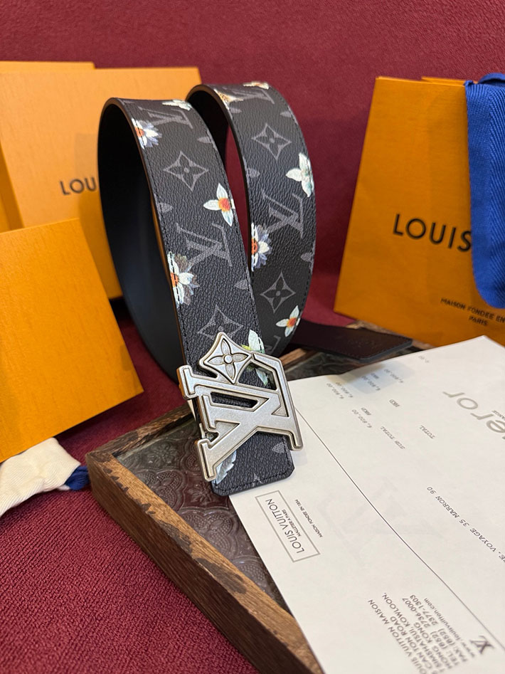 ルイヴィトン アウトレット店舗 LOUIS VUITTON ベルト・LV イニシャル モノグラム・フラワー 40MM リバーシブル 2701980 ヴィトン ベルト メンズ バックル - 画像 (6)