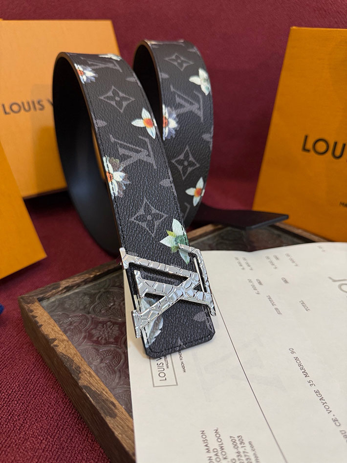 ルイヴィトン アウトレット店舗 LOUIS VUITTON ベルト・LV イニシャル モノグラム・フラワー 40MM リバーシブル 2701982 ルイヴィトン ベルト アウトレット - 画像 (6)