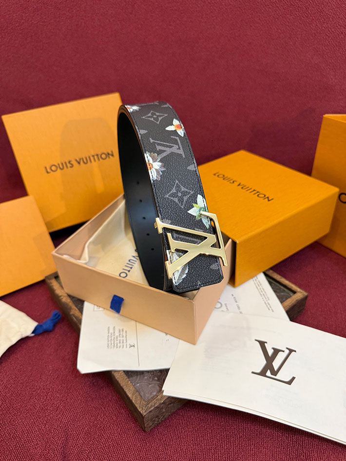 ルイヴィトン アウトレット店舗 LOUIS VUITTON ベルト メンズ モノグラム イニシャル ファッションアイテム 2701985 ルイ ヴィトン ベルト リバーシブル - 画像 (3)
