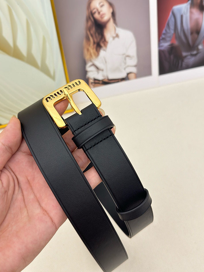 ミュウミュウ アウトレット 店舗 MiuMiu レディース 30mm カットアウト レザーベルト ナッパレザー 2701989 MIUMIU ナッパレザー ベルト - 画像 (5)
