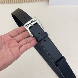 MIUMIU ベルト 安い