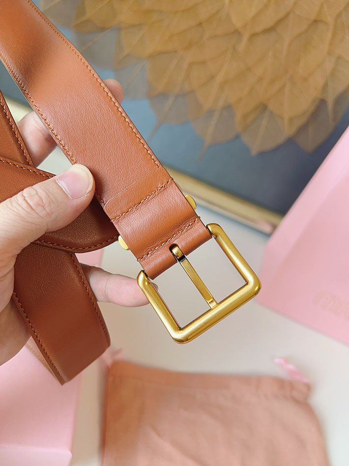 ミュウミュウ アウトレット 店舗 MiuMiu 35mm 本革 牛革 レザー ウエストベルト 細め カジュアル 2701993 Miumiu ベルト セール - 画像 (6)