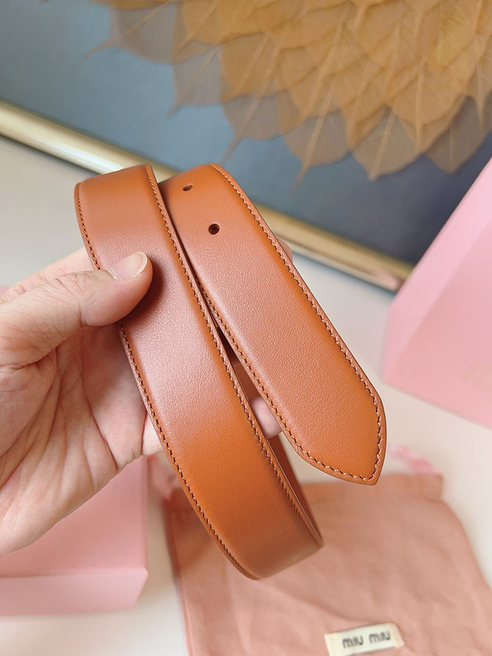 ミュウミュウ アウトレット 店舗 MiuMiu 35mm 本革 牛革 レザー ウエストベルト 細め カジュアル 2701993 Miumiu ベルト セール - 画像 (5)