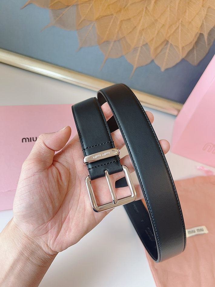 ミュウミュウ アウトレット 店舗 MiuMiu 35mm 本革 牛革 レザー ウエストベルト 細め カジュアル 2701995 Miumiu ベルト 新作 - 画像 (4)